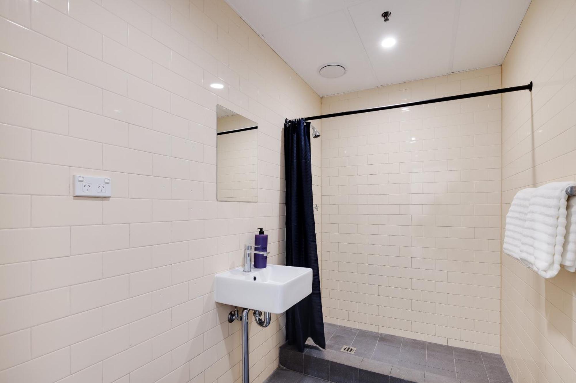 Trademark Hostel Sydney Exterior photo